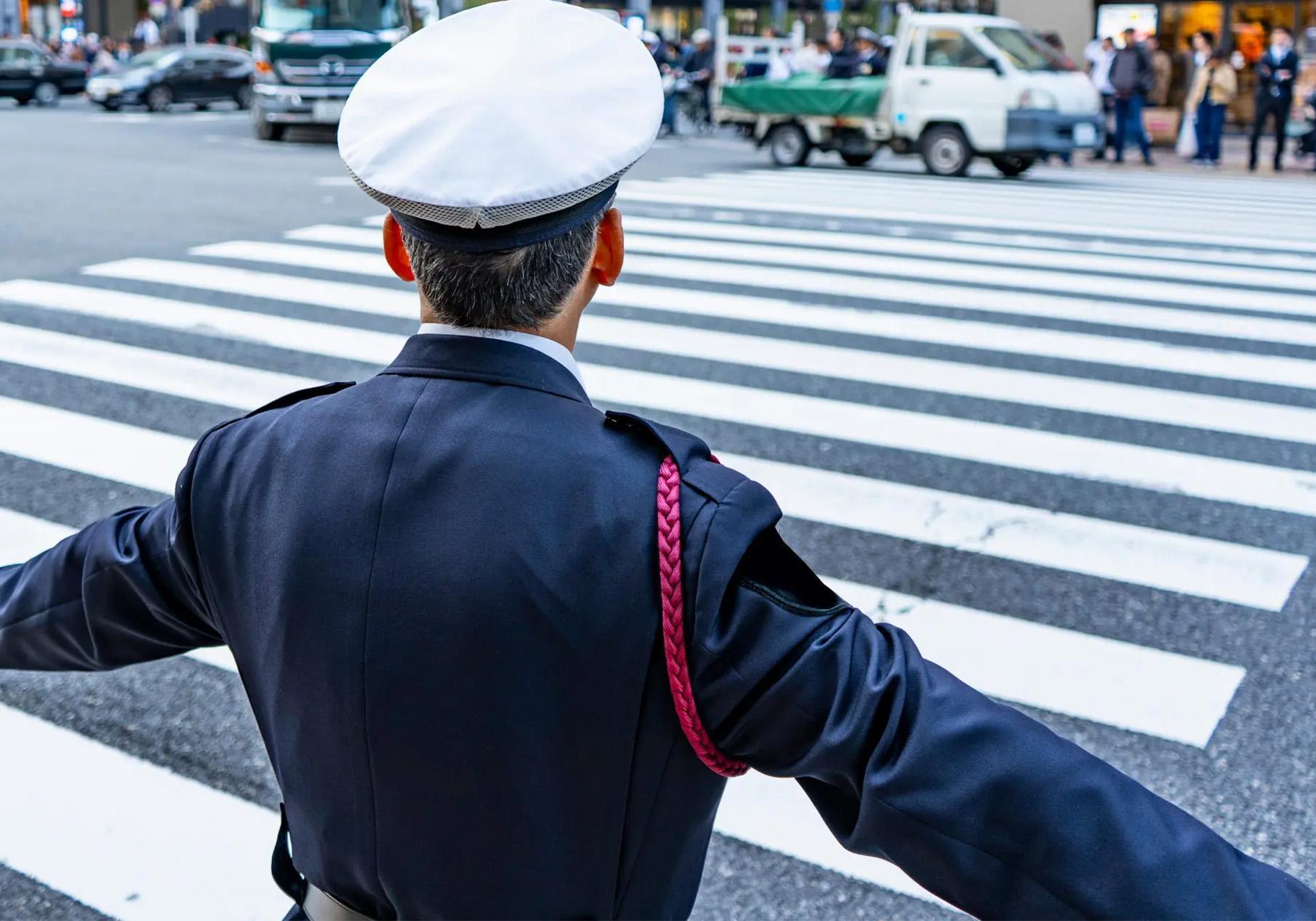 交通誘導警備とは？警備員の仕事内容を解説